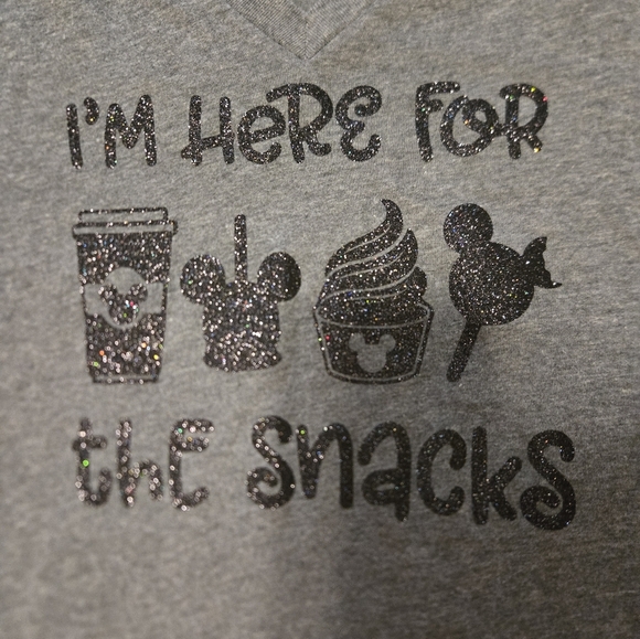 Canvas Disney Print T In Heather Grey With Black Sparkles Size Small - Picture 2 of 7